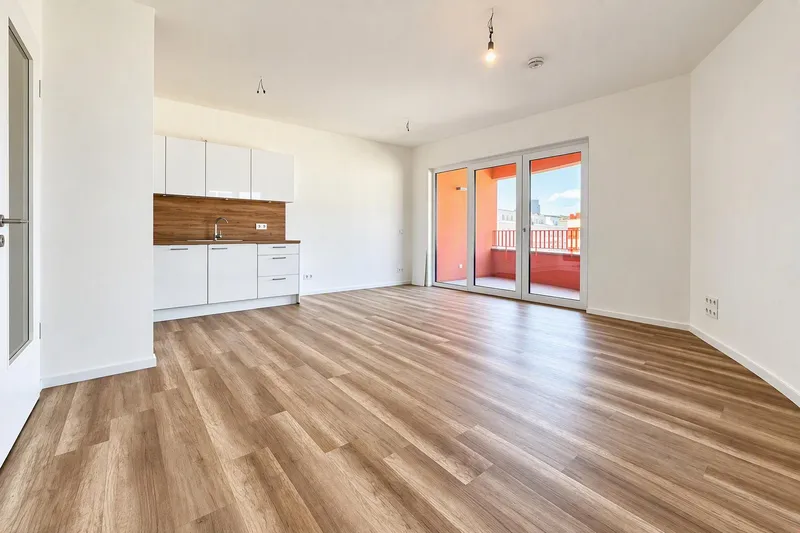 3-Zimmer-Wohnung mit Wasserblick und Einbauküche - mehrere Erstbezüge! — photo 1